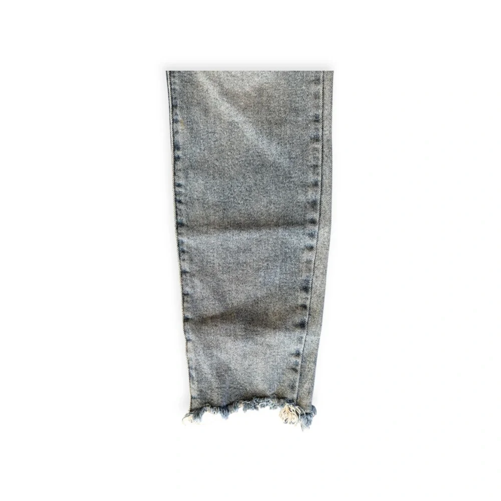 Cello trendy light blue jeans distressed hem  junior size 3
